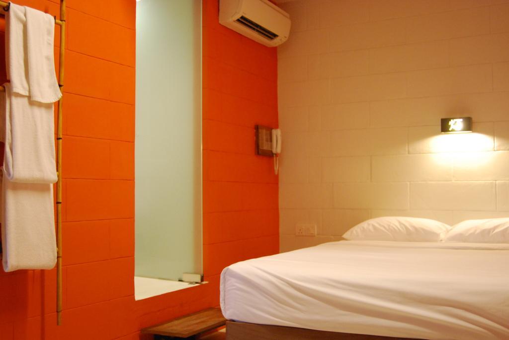 Lantern Hotel Kuala Lumpur Room photo
